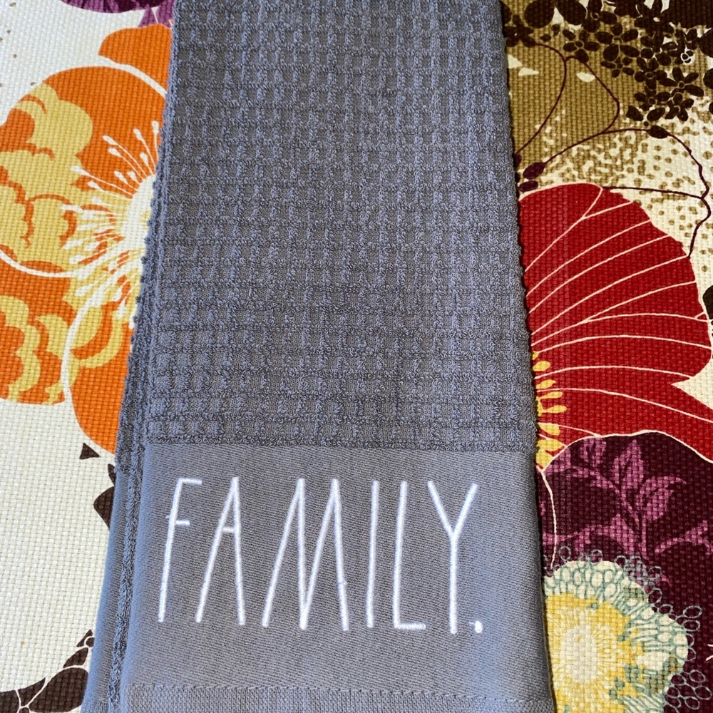 Brand new Rae Dunn set of 2 kitchen towels